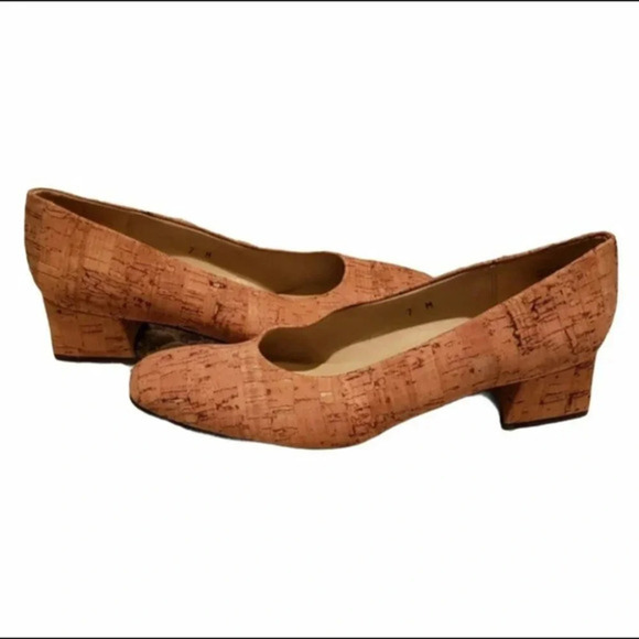 Vintage 90’s Etienne Aigner 7 cork‎ square toe heels - Picture 3 of 8